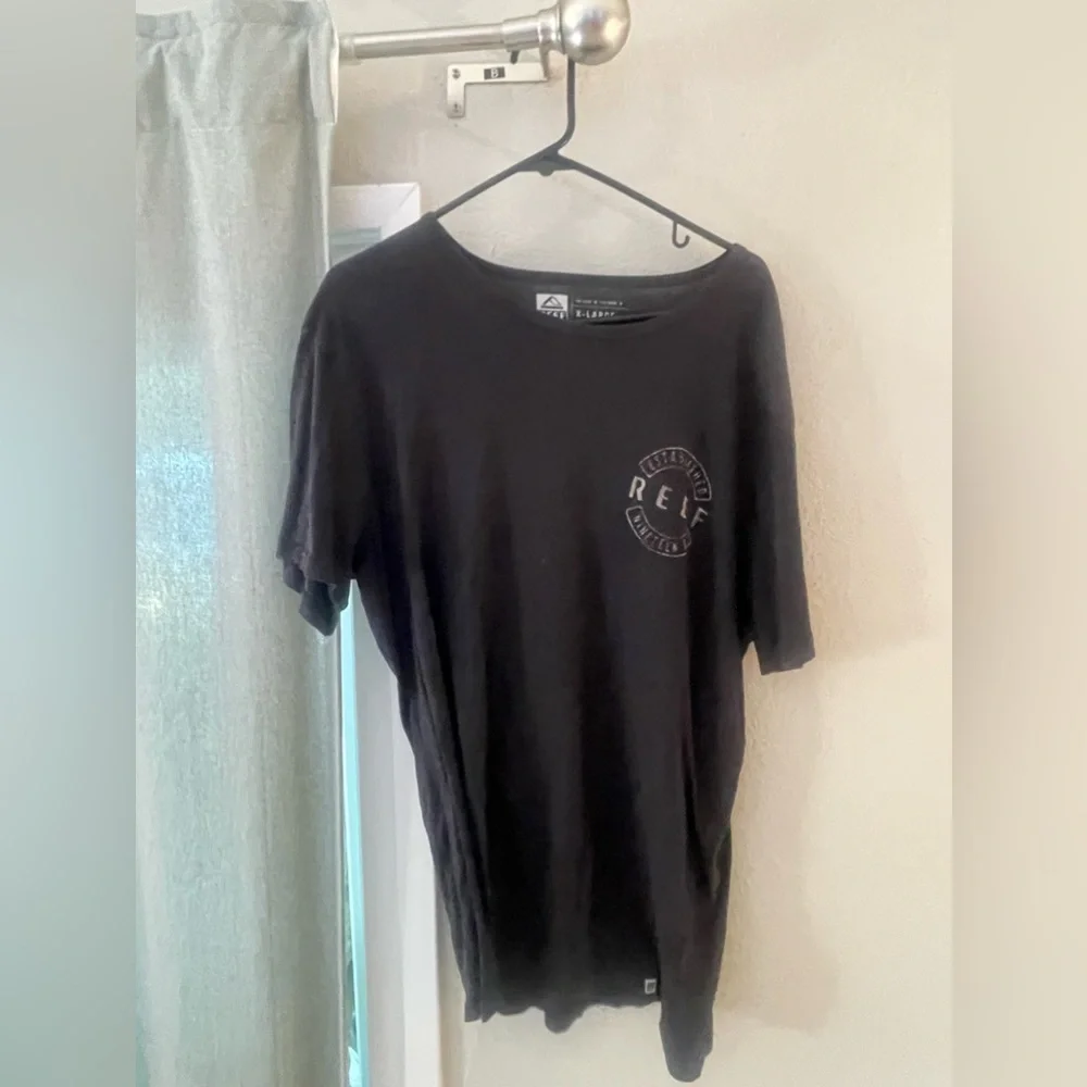 Reef Tee - Picture 2 of 3